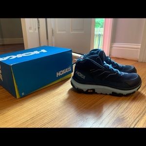 Hoka hiking boots